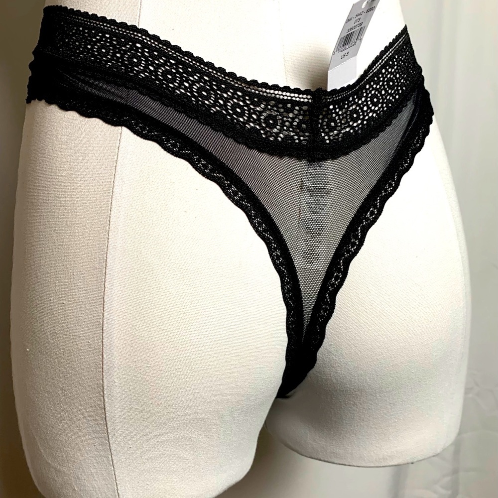 NWT Aerie Black Lace Mesh Cotton Thong - Size Small